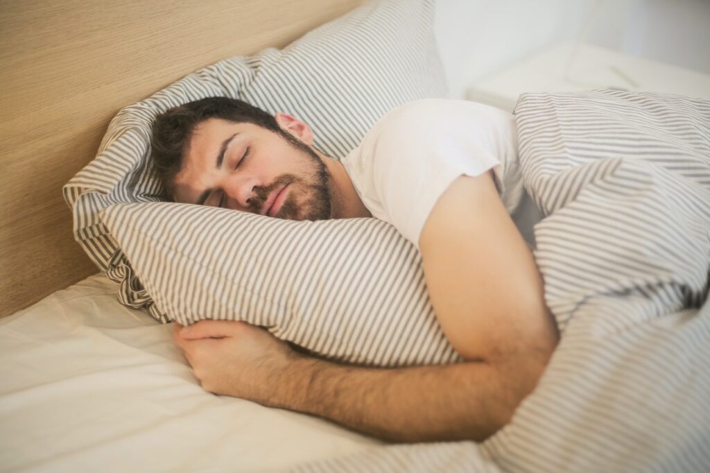 Proč Máte Při Redukční Dietě Problémy se Spánkem?